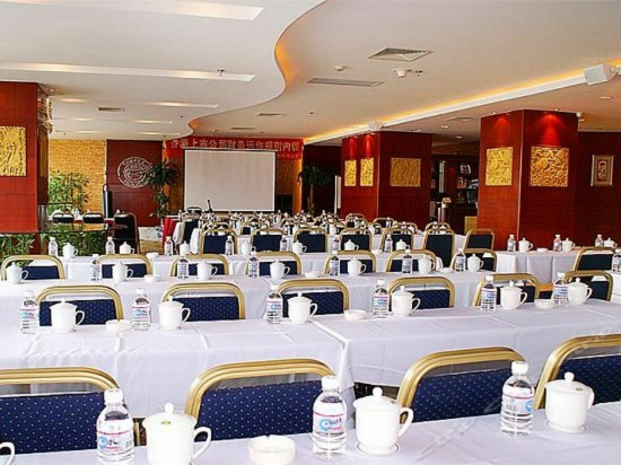 Dalian New Garden Hotel エクステリア 写真